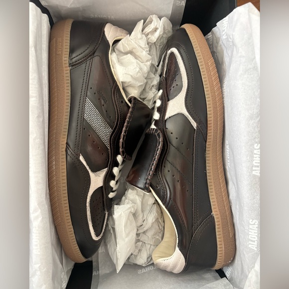 ALOHAS Other - Alohas Tb.490 Leather Sneakers